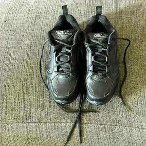 𝅺MEN’S Nike Air Monarch IV